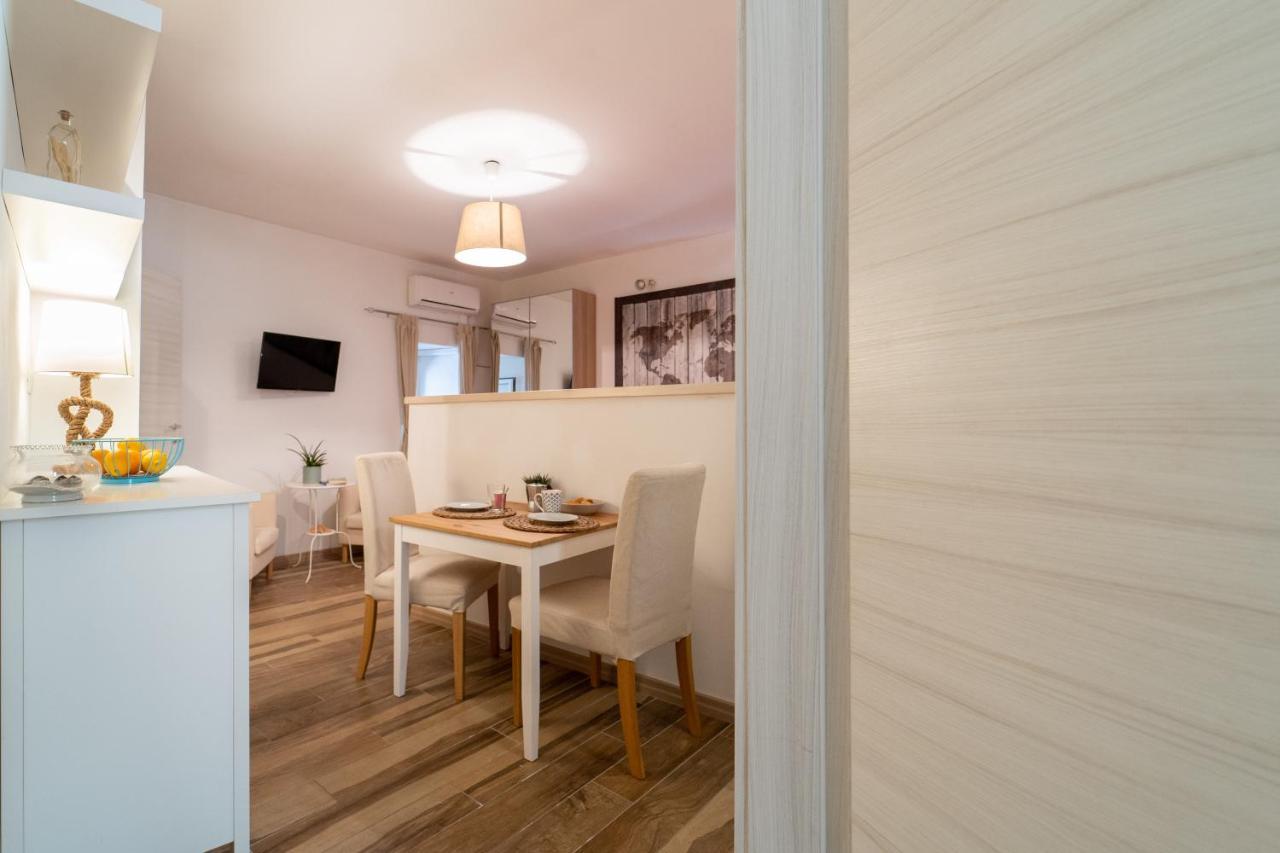 Casa Borbonica Cozy Apartment In Ortigia Ground Floor 시라쿠사 외부 사진
