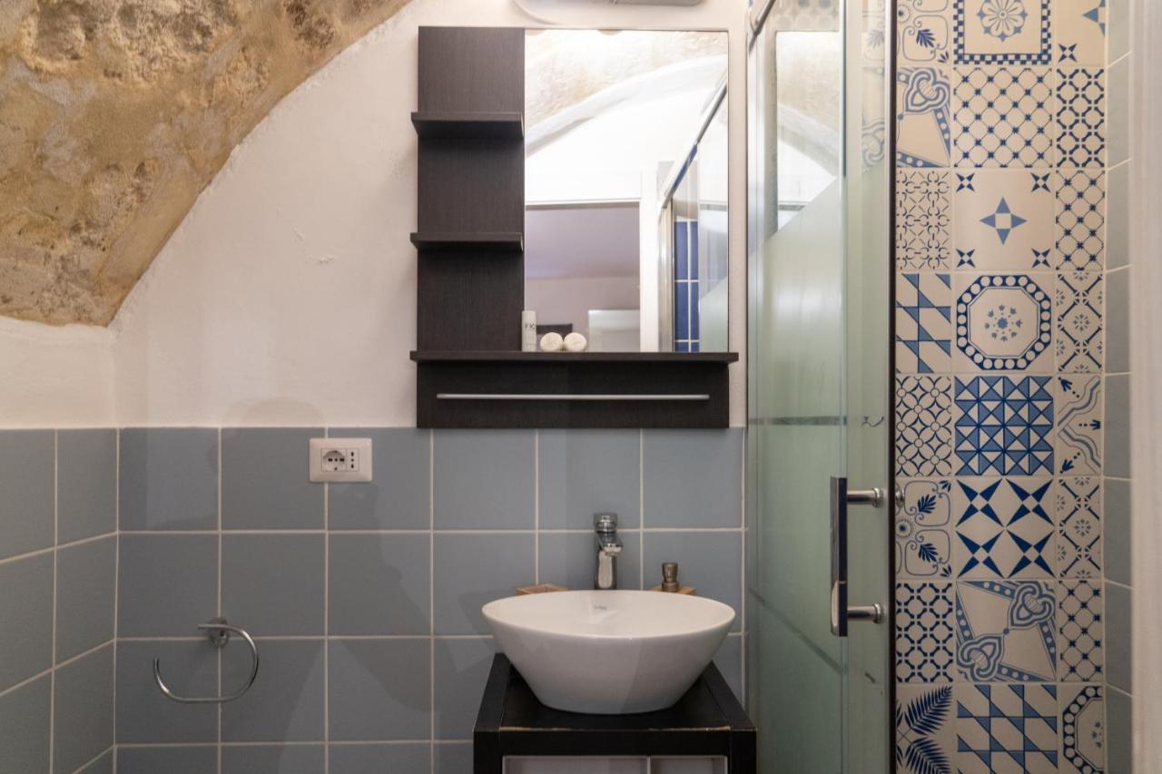 Casa Borbonica Cozy Apartment In Ortigia Ground Floor 시라쿠사 외부 사진